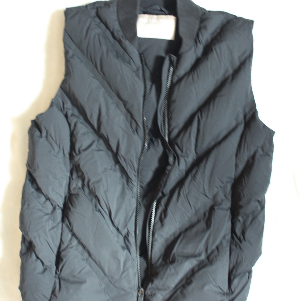 Athleta Jet Black Quilted Vest